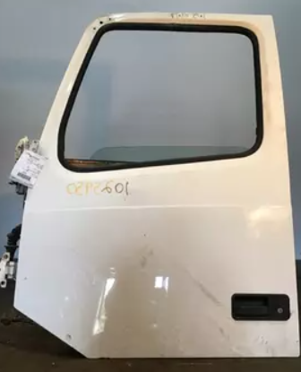 Volvo VNL DOOR LH