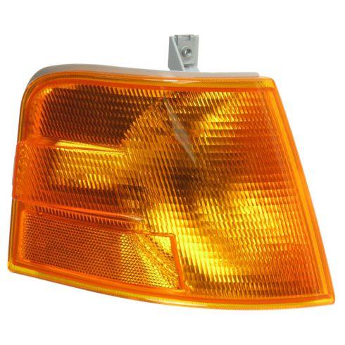 [VOL2423] Volvo VNL TURN SIGNAL 1998-2003 - RIGHT SIDE